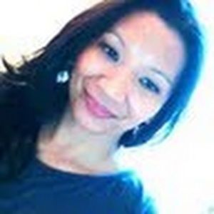 Meet your Posher, Sharona